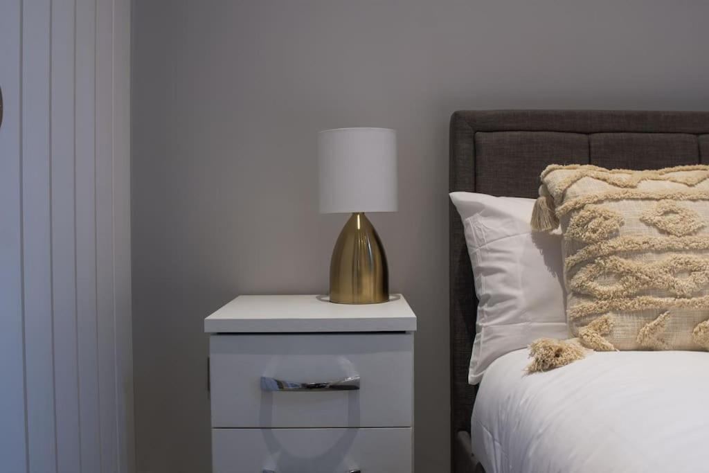 Spacious Apartment In City Centre - Free Parking Nottingham Exterior foto